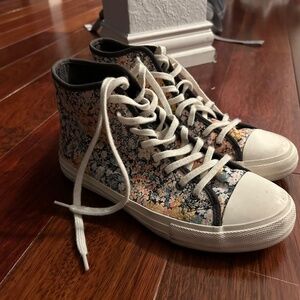 American Eagle Floral High-Top Sneaker- Size 8